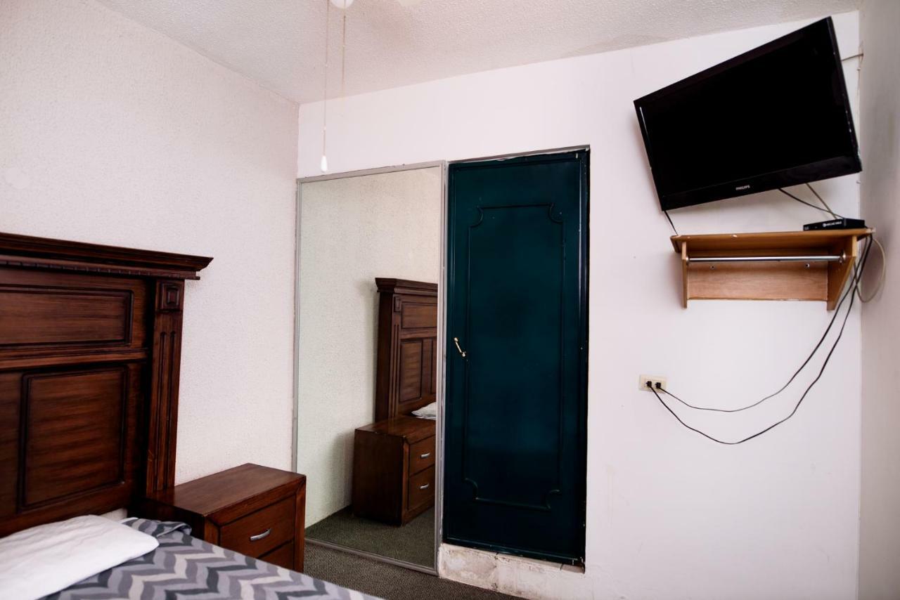 Hotel Maria Elena Дуранго Екстериор снимка
